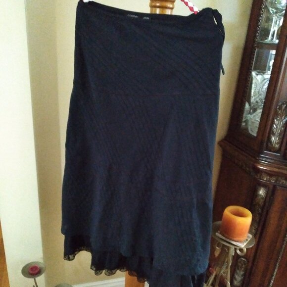 Elegant black skirt, Coupe, Size -10 - Picture 6 of 6